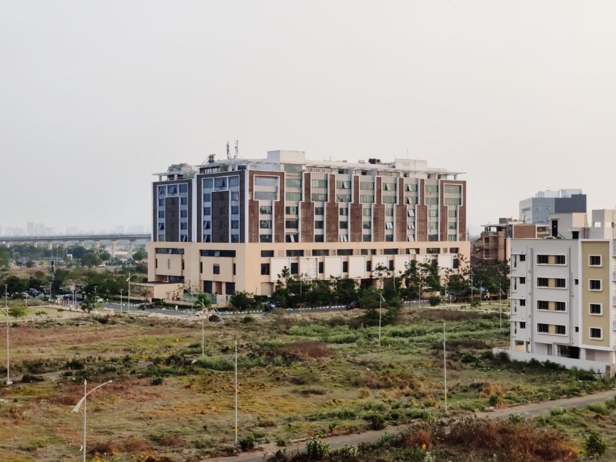 Sanjiva Suites Kolkata Bagian luar foto