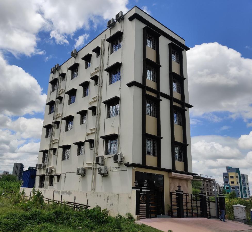 Sanjiva Suites Kolkata Bagian luar foto